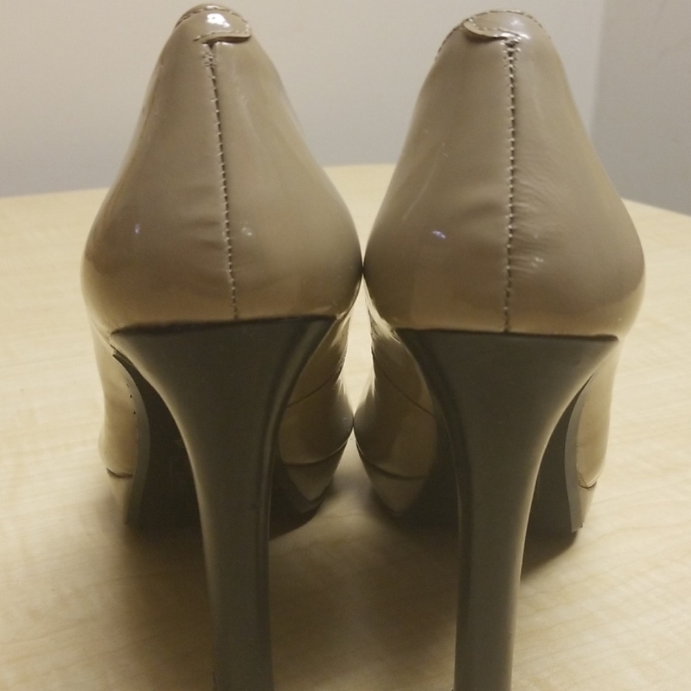 Shoes - Picture 5 of 5